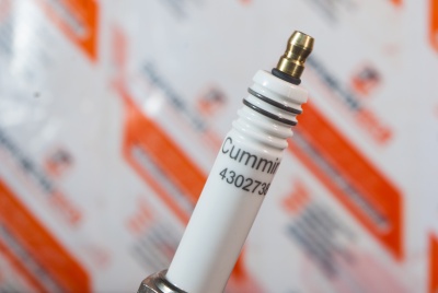 4302738 Свеча зажигания PLUG,SPARK Cummins QSV91 Взаимозаменяемые номера: 5373898, 2866879, 4098162, 4010981, 4924504